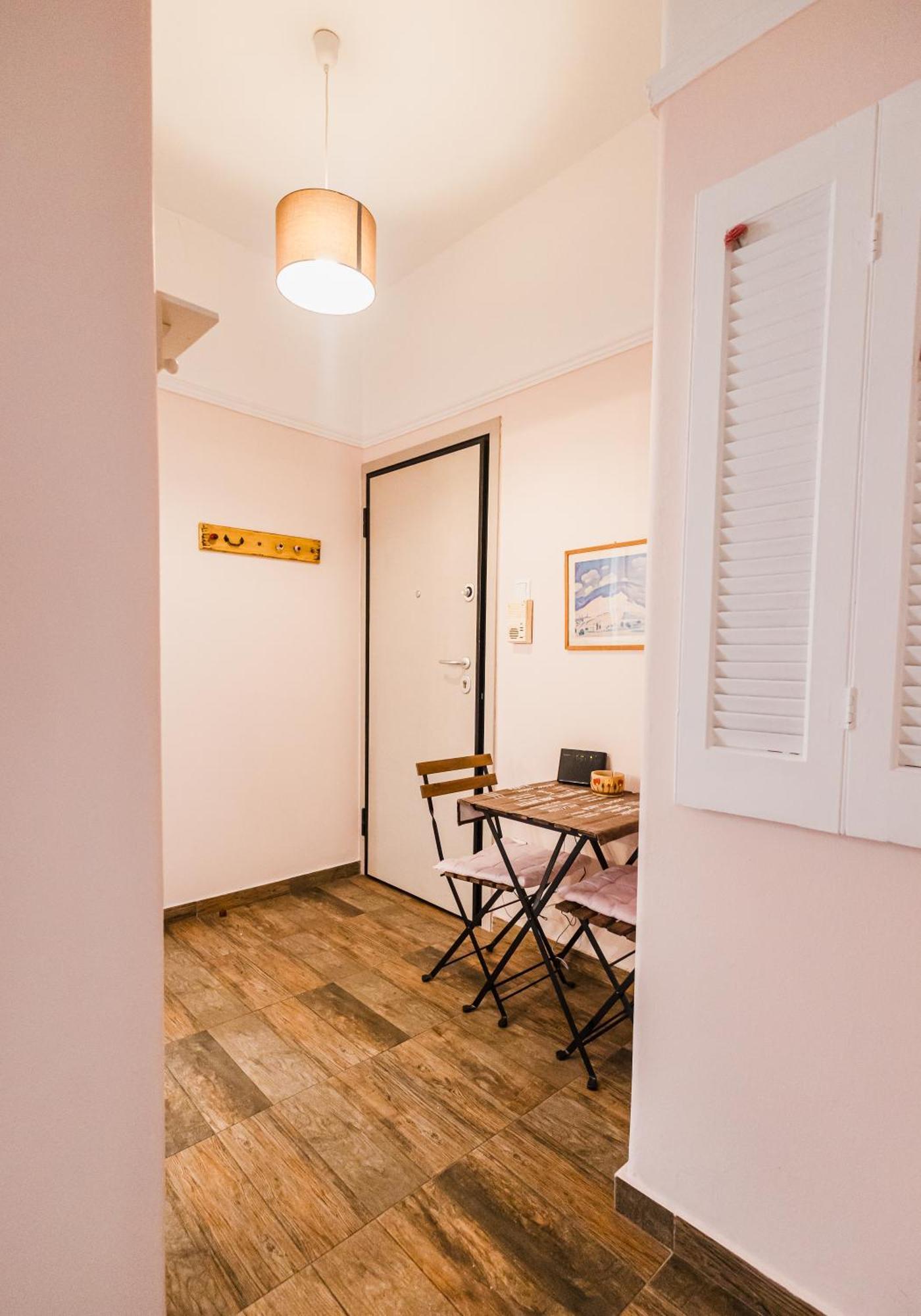 Cozy Place Near Acropolis! เอเธนส์ ภายนอก รูปภาพ